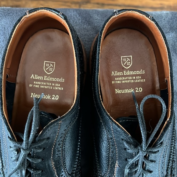 Allen Edmonds Neumok 2.0 wingtip - Picture 2 of 7